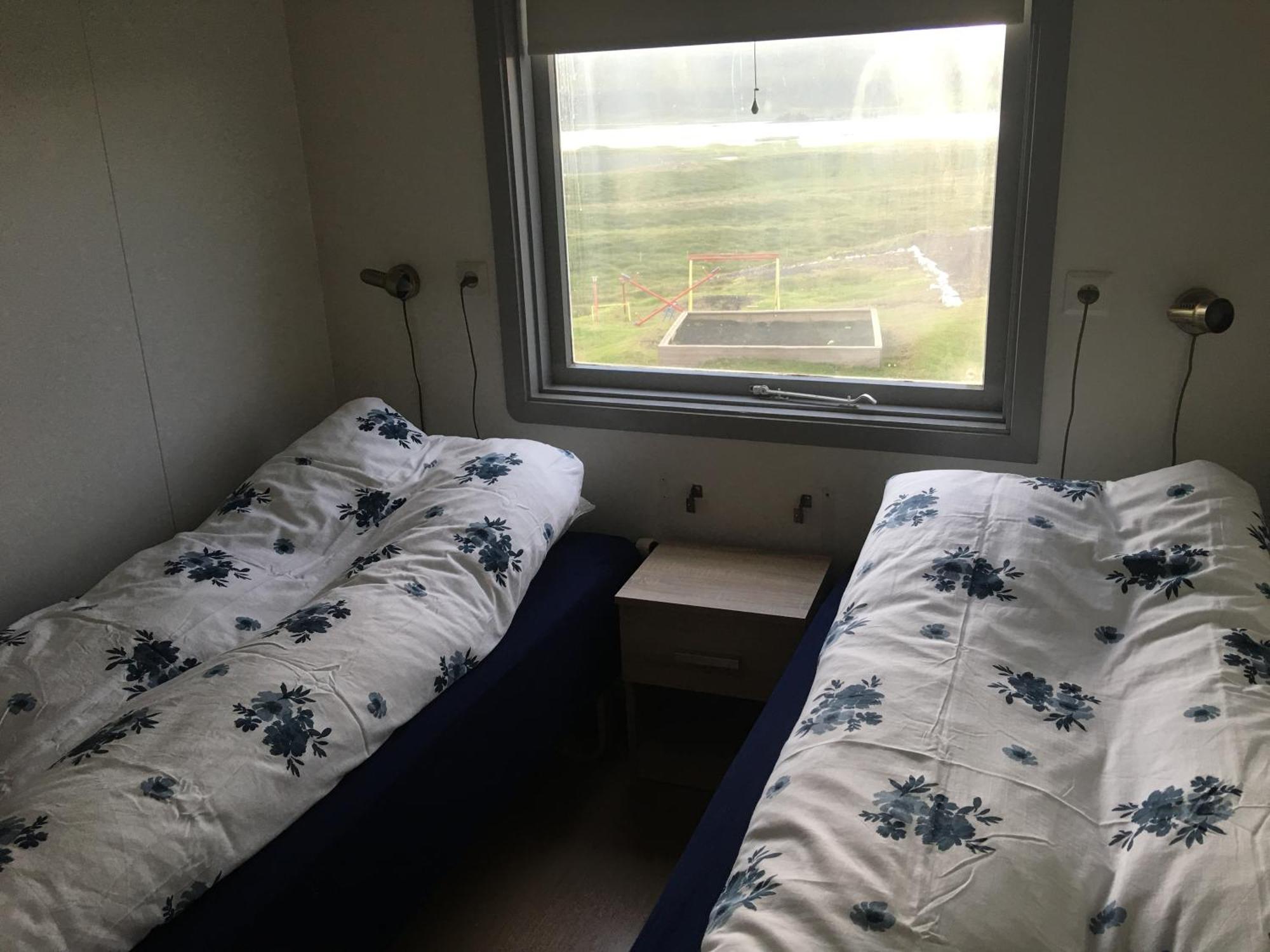 Vestmannsvatn Guesthouse Athaldalur Pokoj fotografie